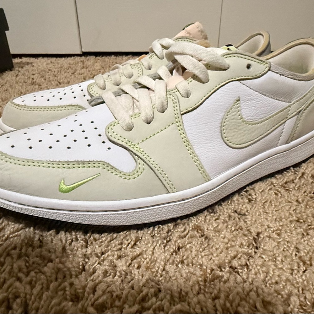 Nike Jordan 1 Retro Low white ghost size 11